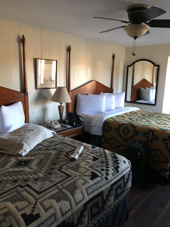 Apache Lodge Prescott Ngoại thất bức ảnh